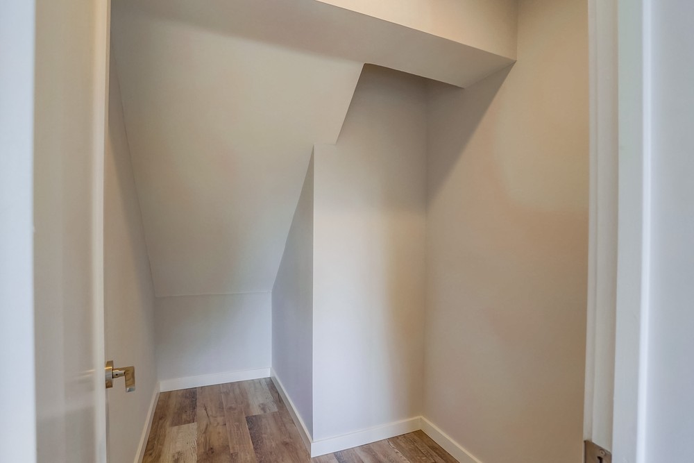 Virtual tour photo 26 of 43 for 1825 Erie St