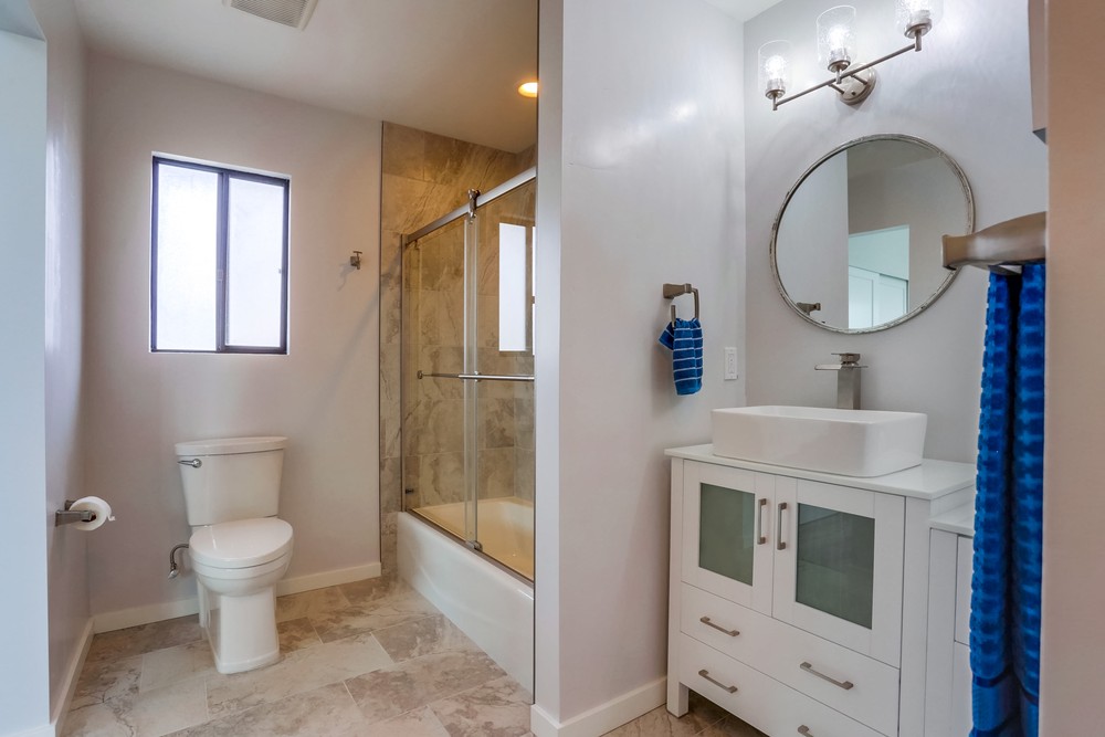 Virtual tour photo 30 of 43 for 1825 Erie St