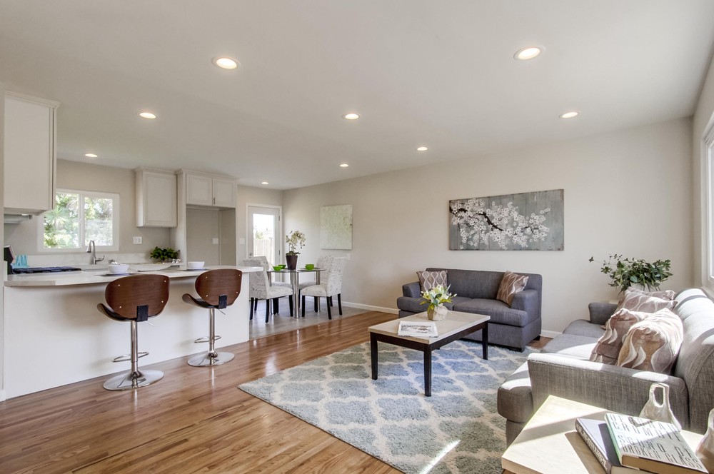 Virtual tour photo 8 of 38 for 1827 Duval St