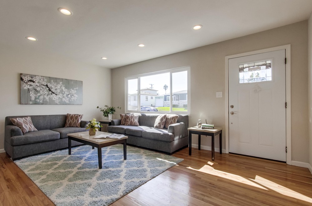 Virtual tour photo 10 of 38 for 1827 Duval St