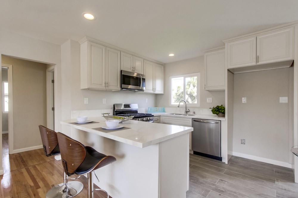 Virtual tour photo 14 of 38 for 1827 Duval St
