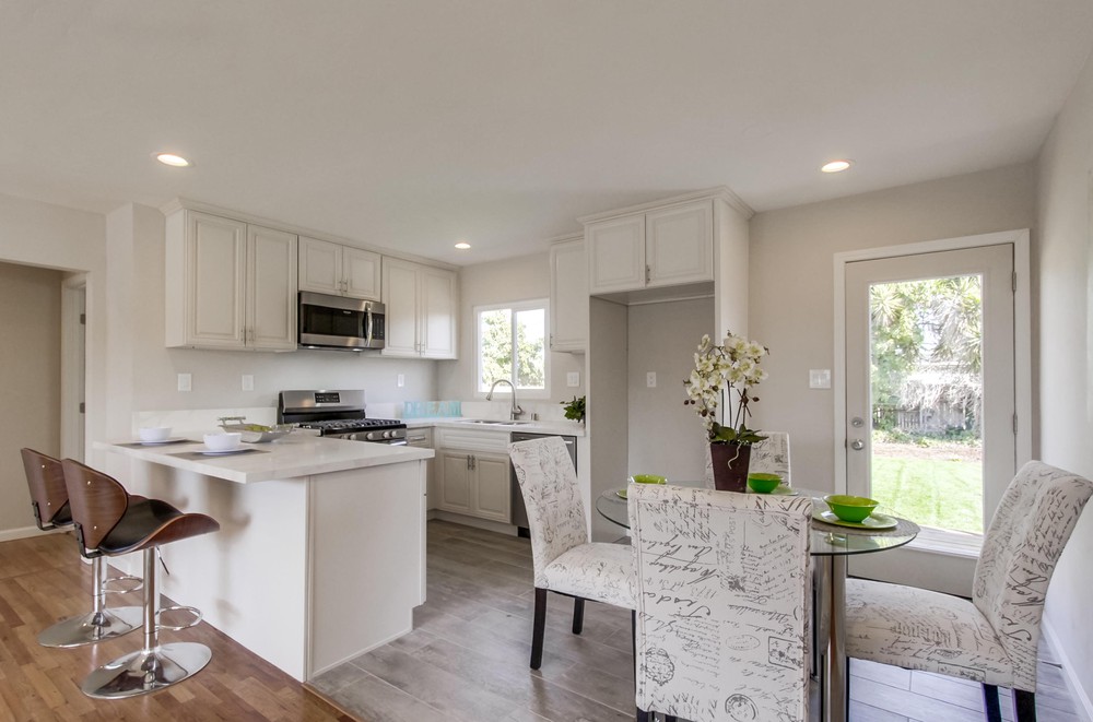 Virtual tour photo 15 of 38 for 1827 Duval St