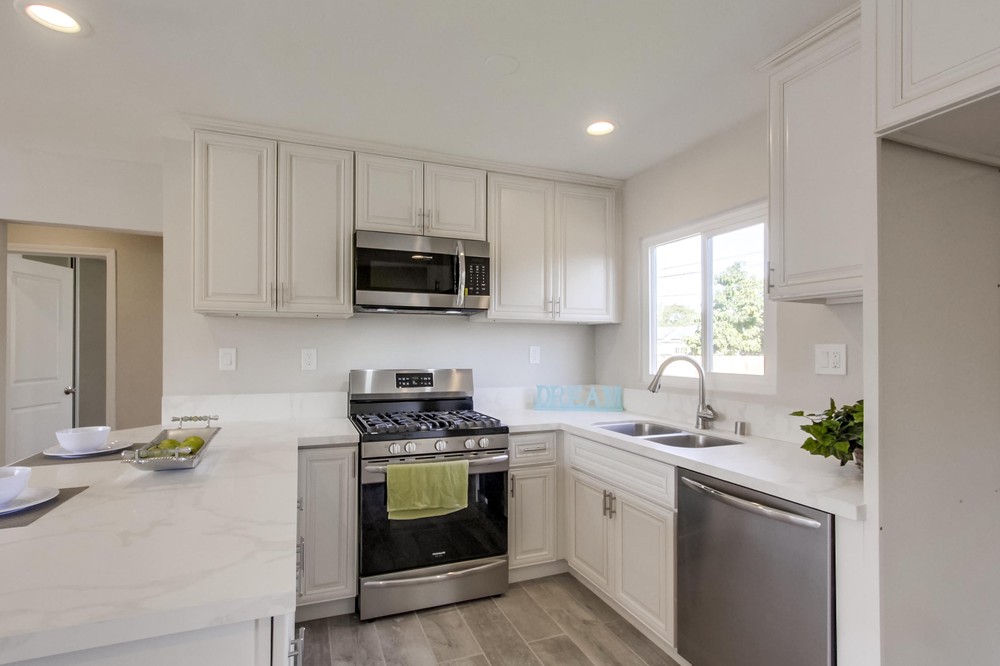 Virtual tour photo 20 of 38 for 1827 Duval St