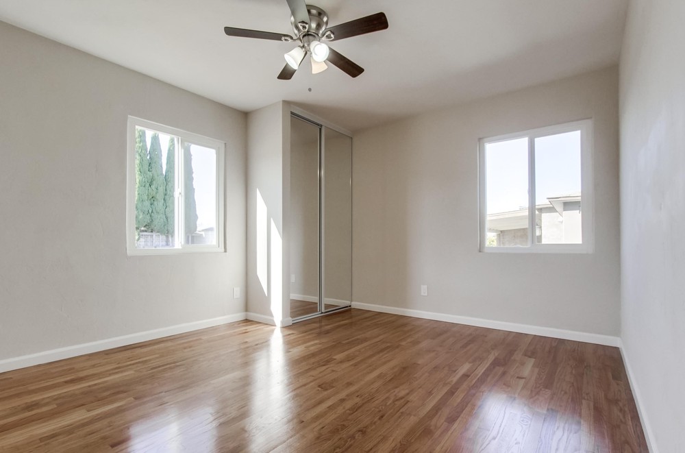 Virtual tour photo 29 of 38 for 1827 Duval St