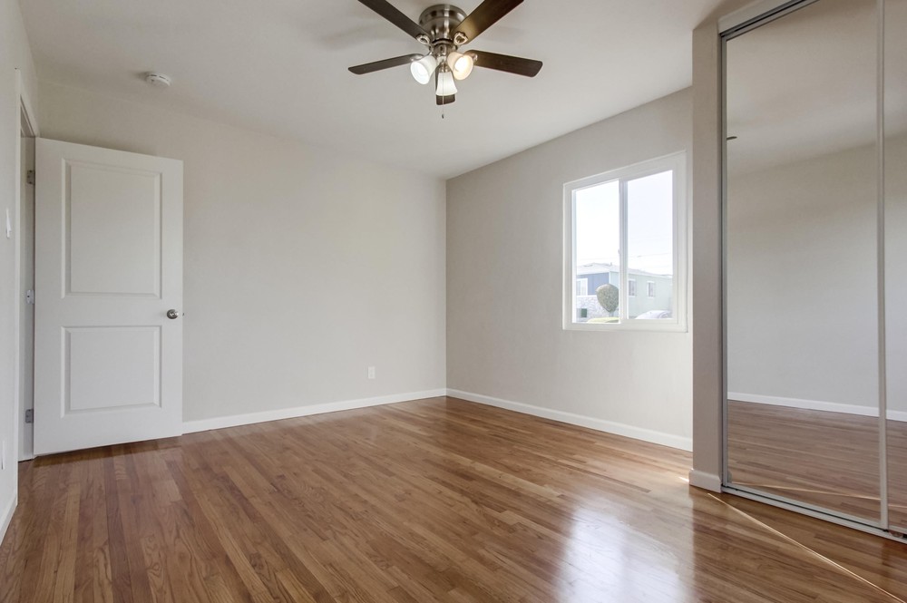 Virtual tour photo 30 of 38 for 1827 Duval St