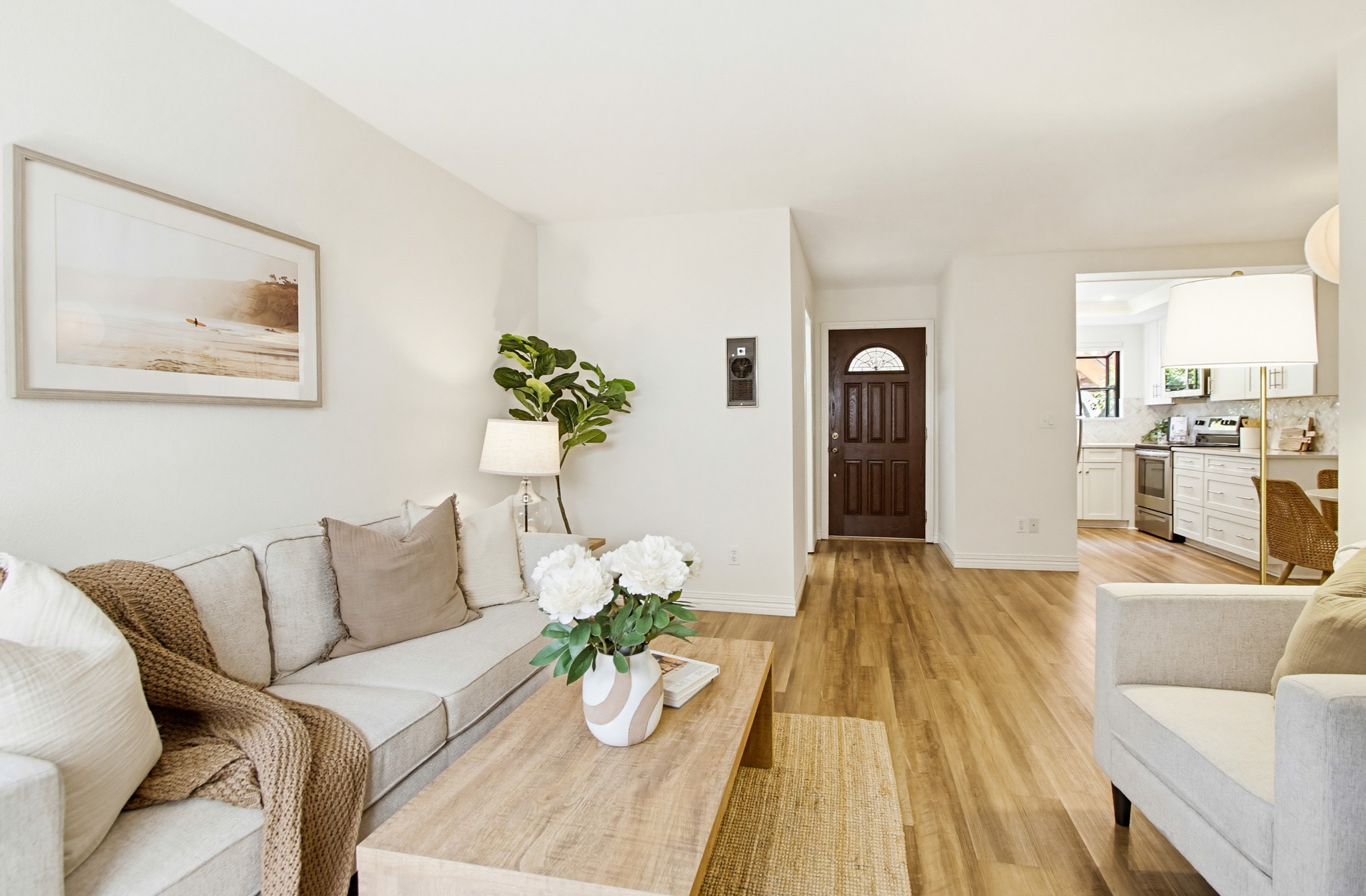 Virtual tour photo 12 of 87 for 1828 Diamond St