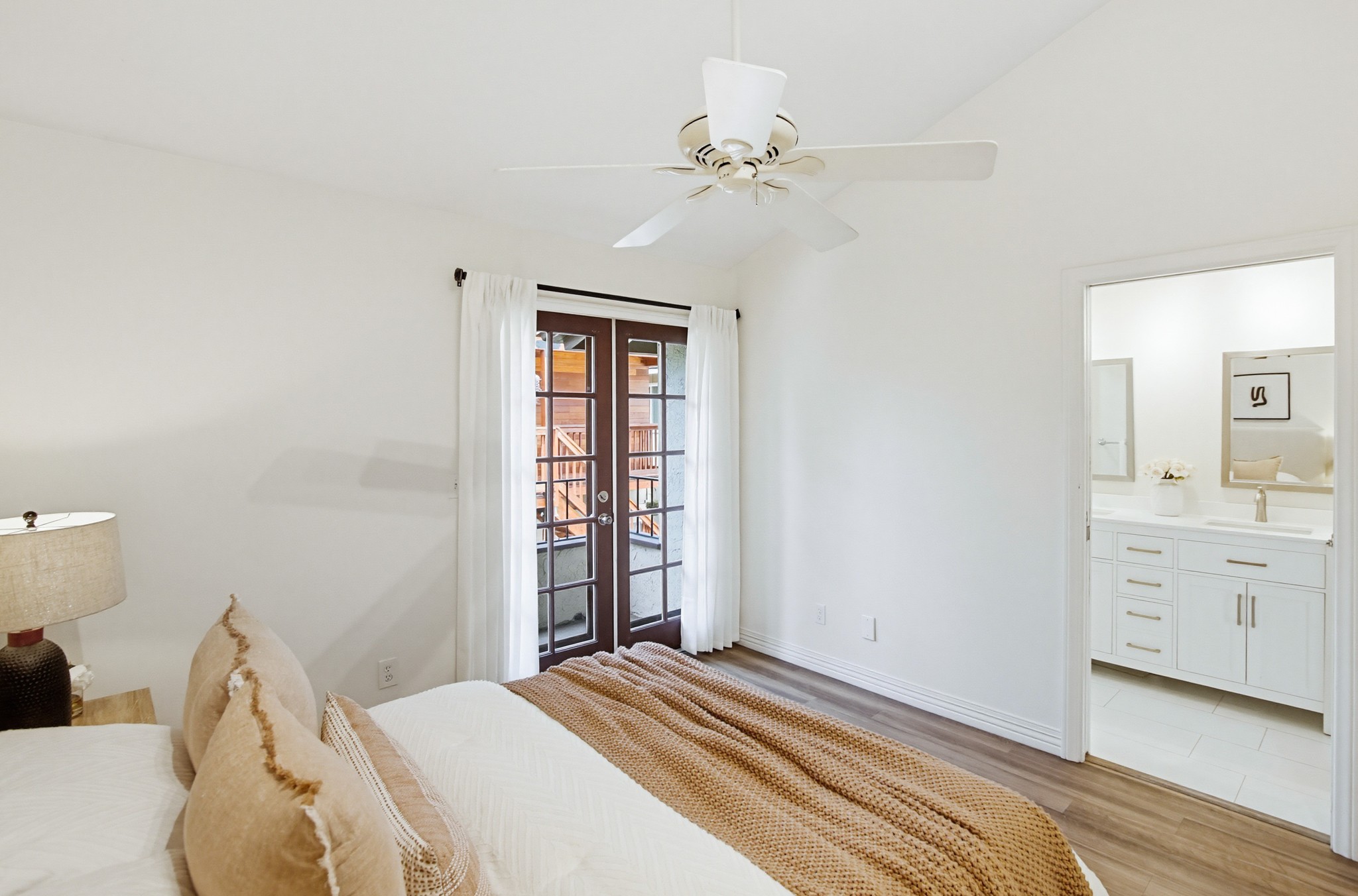 Virtual tour photo 31 of 87 for 1828 Diamond St