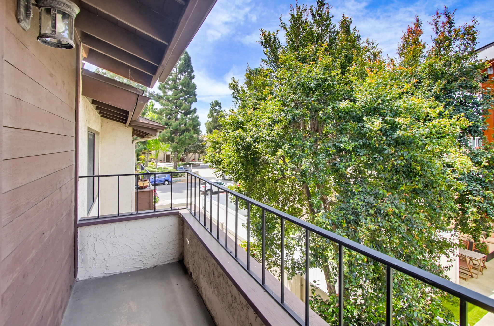 Virtual tour photo 36 of 87 for 1828 Diamond St