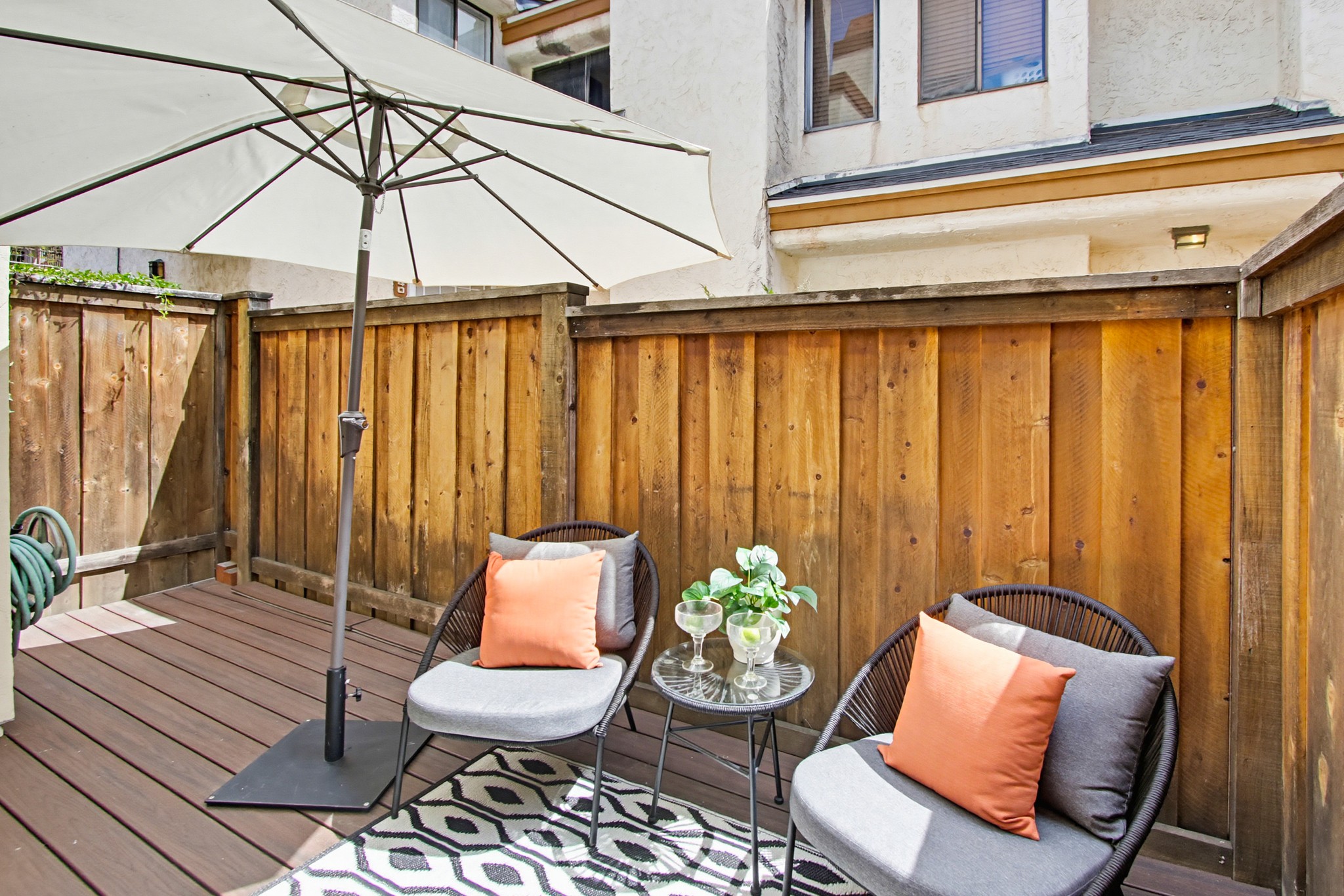 Virtual tour photo 48 of 87 for 1828 Diamond St