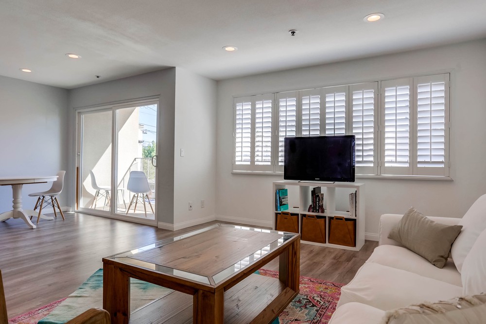Virtual tour photo 11 of 36 for 1830 Thomas Ave #2f