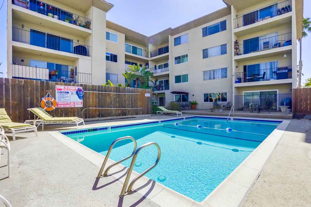 Virtual tour photo 34 of 36 for 1830 Thomas Ave #2f
