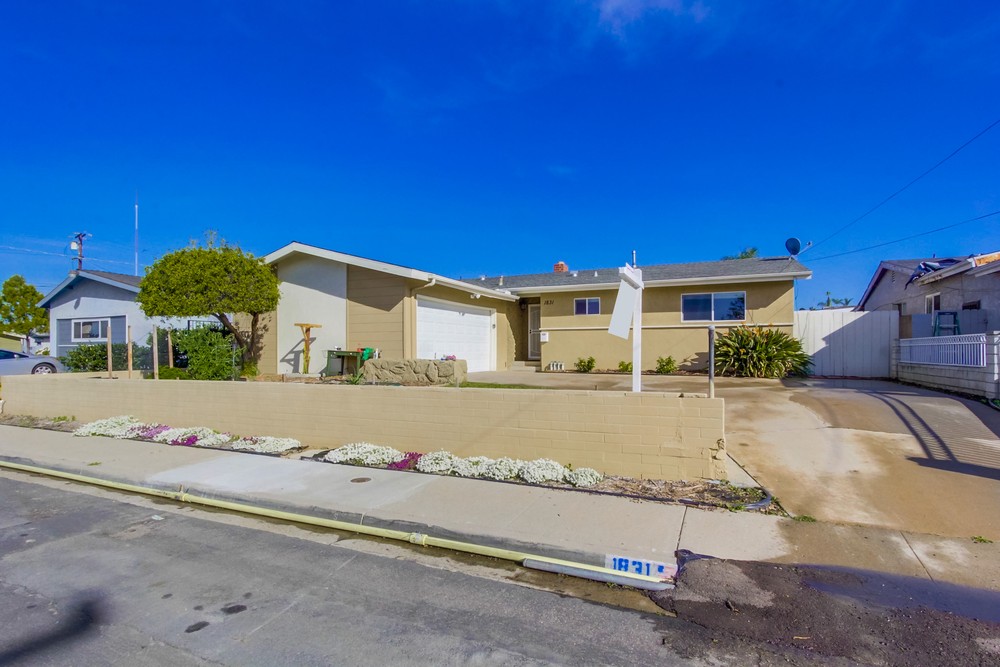 Virtual tour photo 4 of 36 for 1831 Oakshire Ct