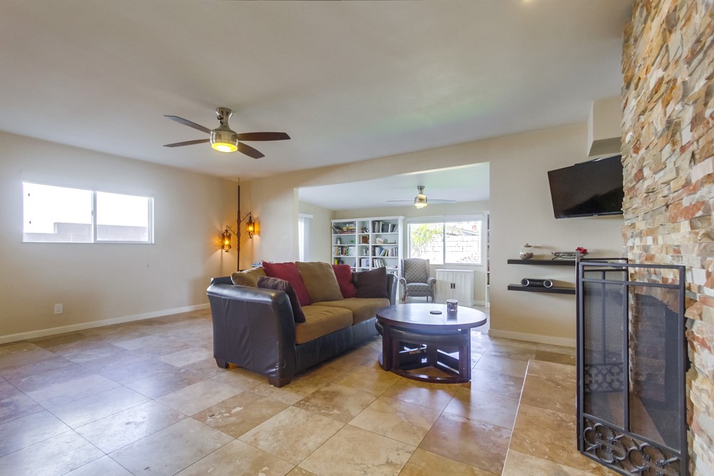 Virtual tour photo 9 of 36 for 1831 Oakshire Ct