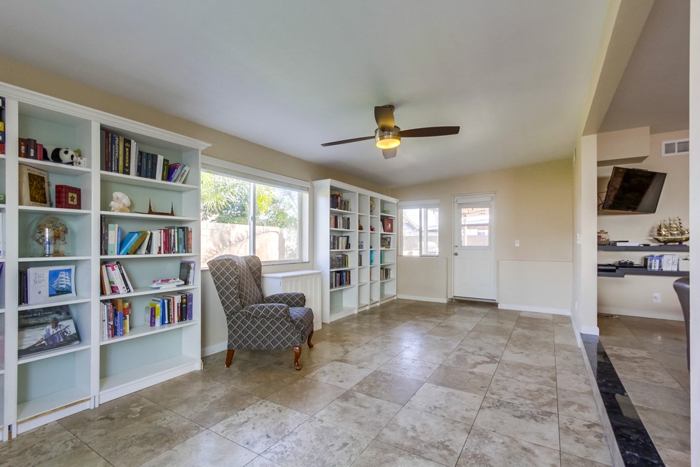 Virtual tour photo 13 of 36 for 1831 Oakshire Ct