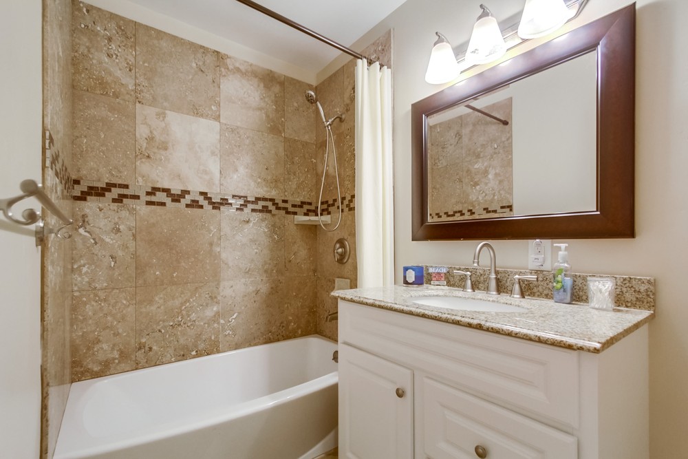 Virtual tour photo 30 of 36 for 1831 Oakshire Ct