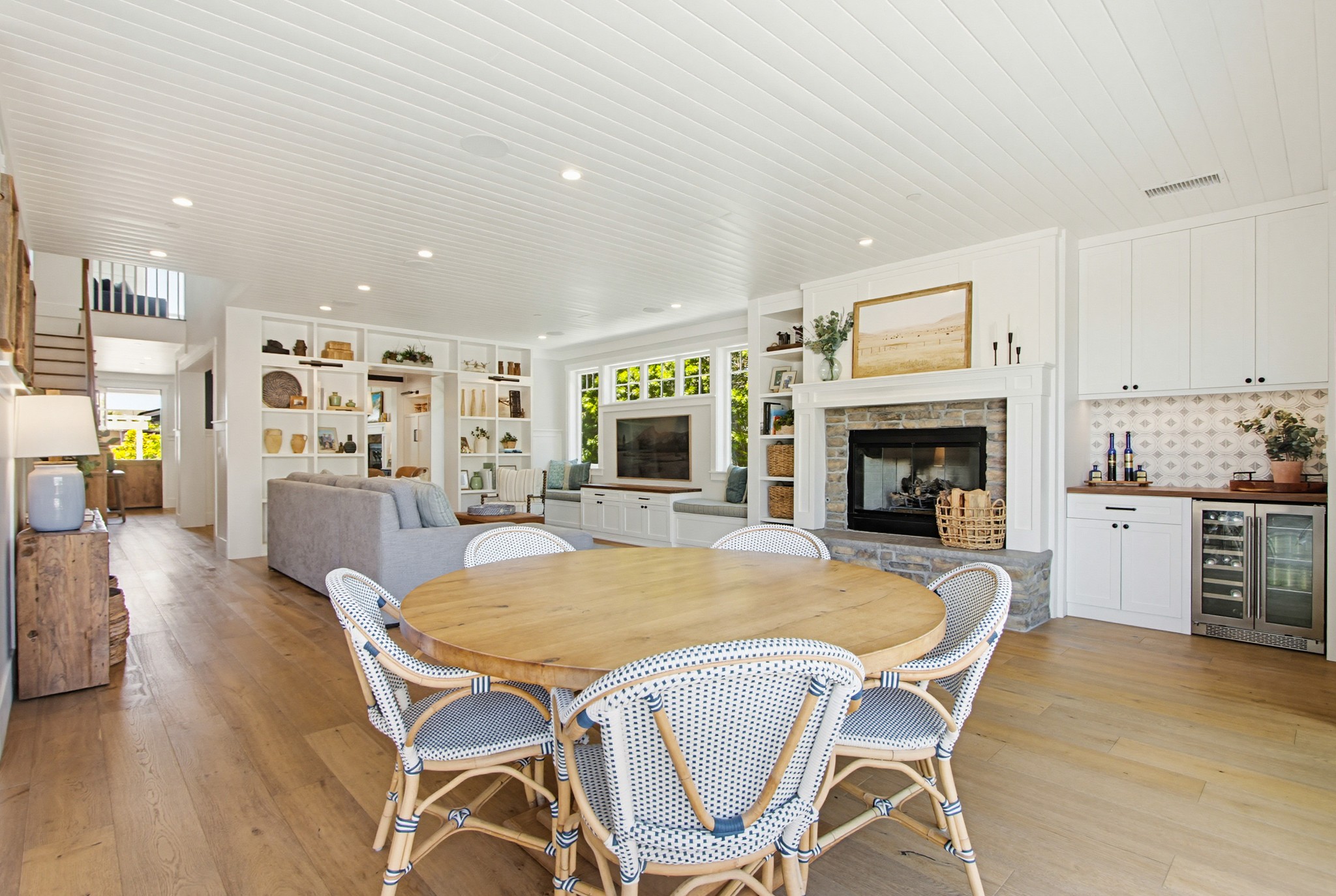 Virtual tour photo 9 of 85 for 1835 Lahoud Dr