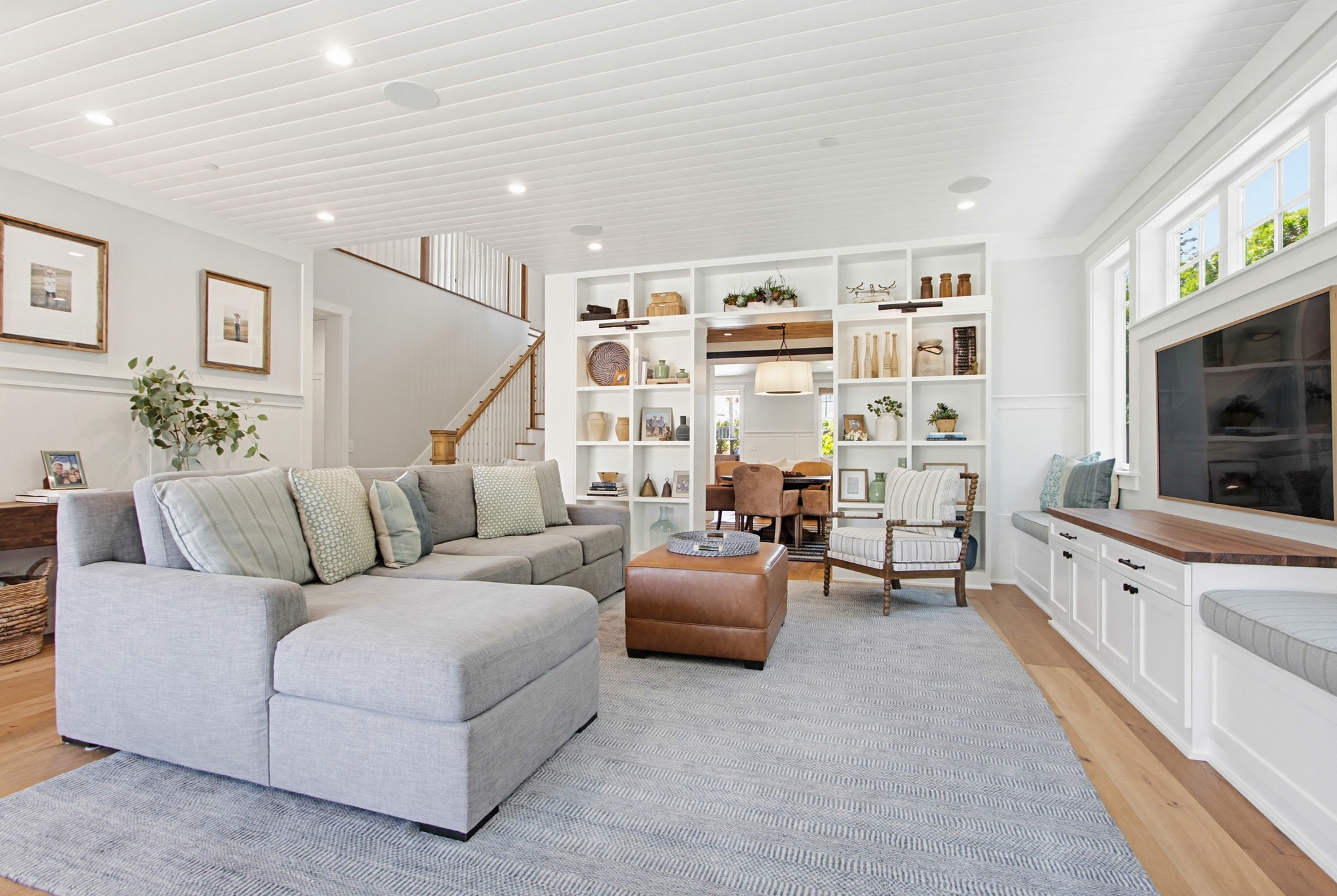 Virtual tour photo 12 of 85 for 1835 Lahoud Dr