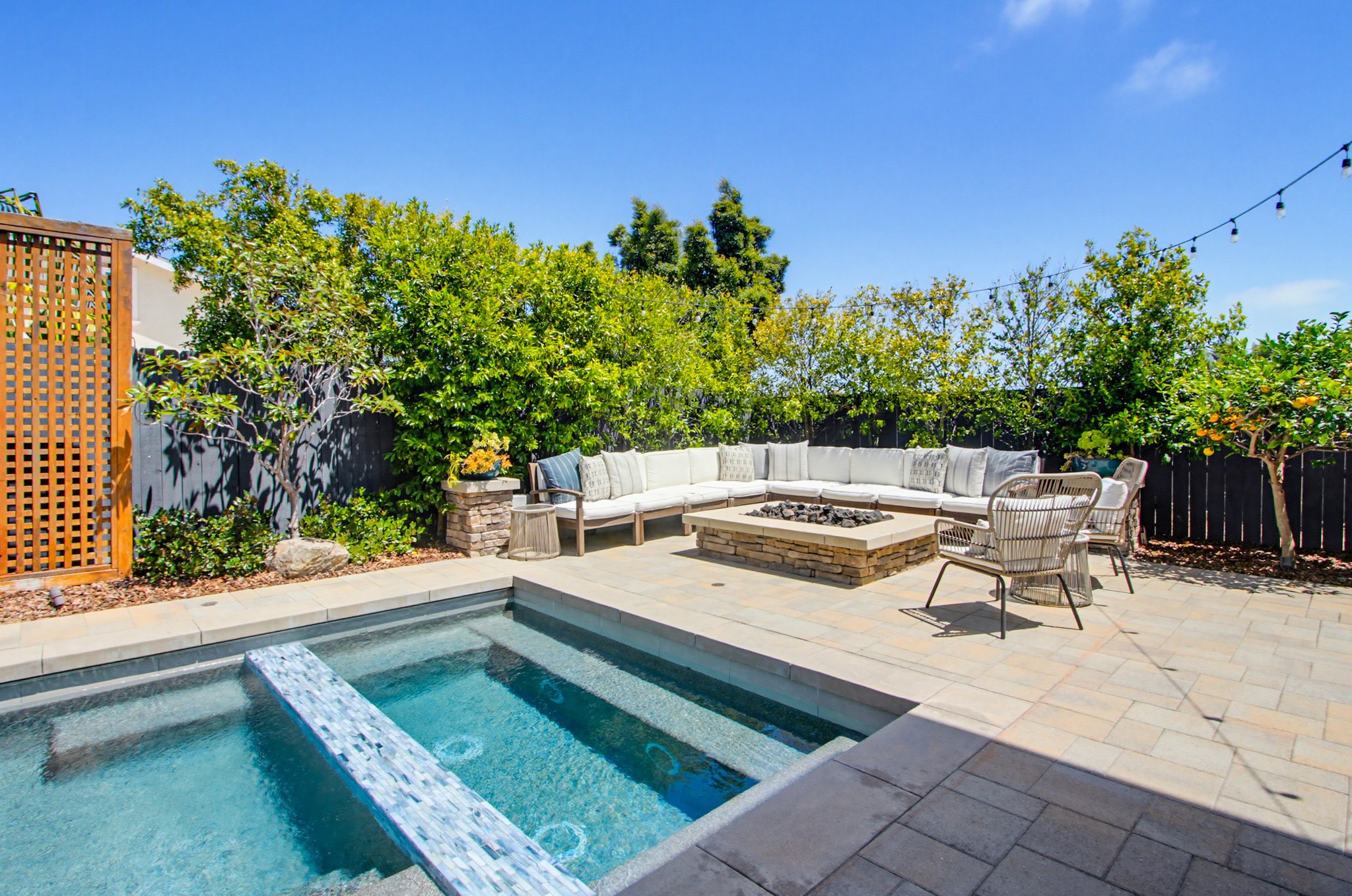 Virtual tour photo 76 of 85 for 1835 Lahoud Dr