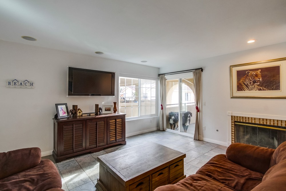 Virtual tour photo 9 of 40 for 1837 Missouri St