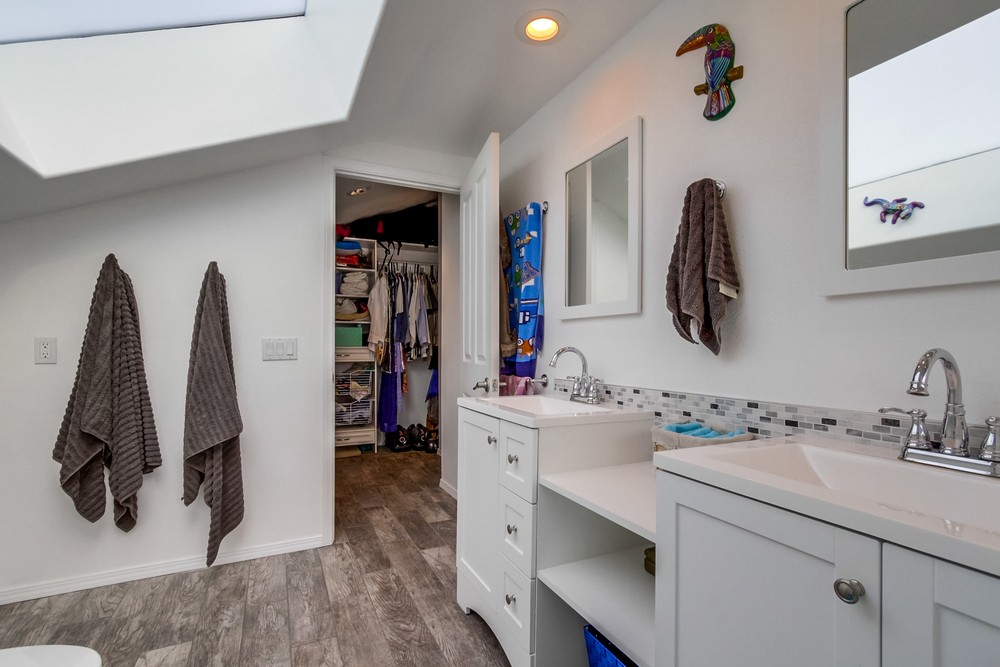 Virtual tour photo 36 of 40 for 1837 Missouri St