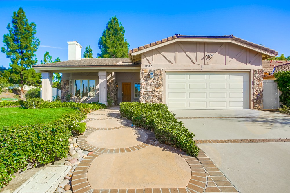 Virtual tour photo 7 of 64 for 18397 Camberwell Ln