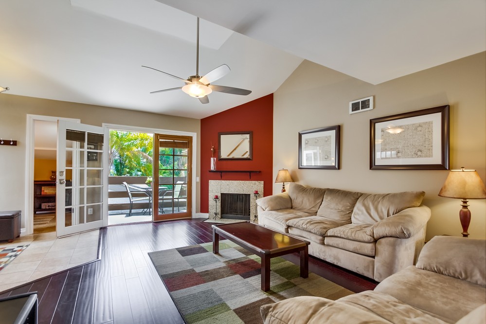 Virtual tour photo 1 of 48 for 1840 Hornblend Street