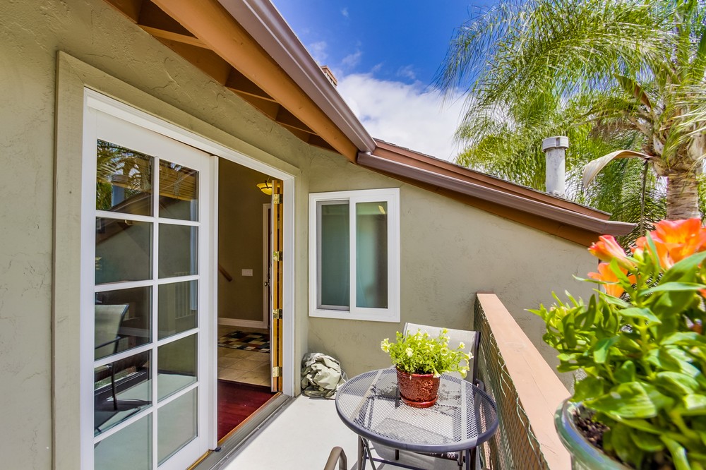 Virtual tour photo 12 of 48 for 1840 Hornblend Street
