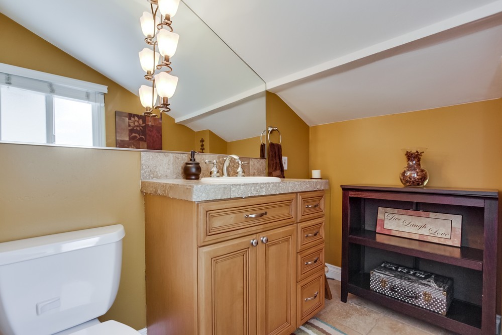 Virtual tour photo 24 of 48 for 1840 Hornblend Street