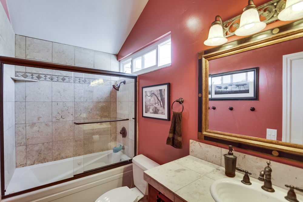 Virtual tour photo 36 of 48 for 1840 Hornblend Street