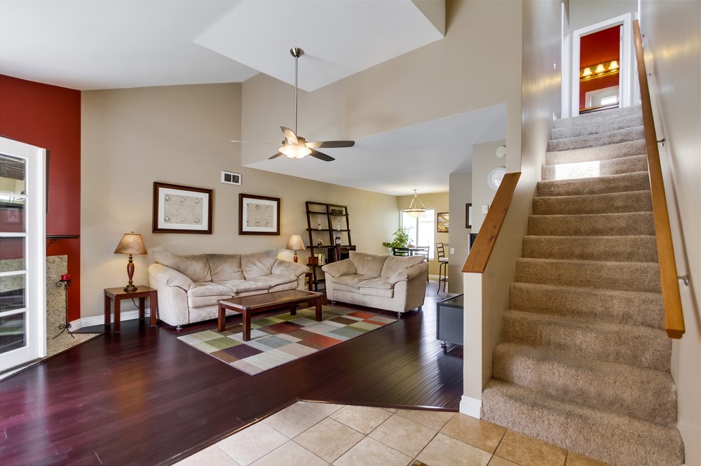 Virtual tour photo 7 of 48 for 1840 Hornblend Street