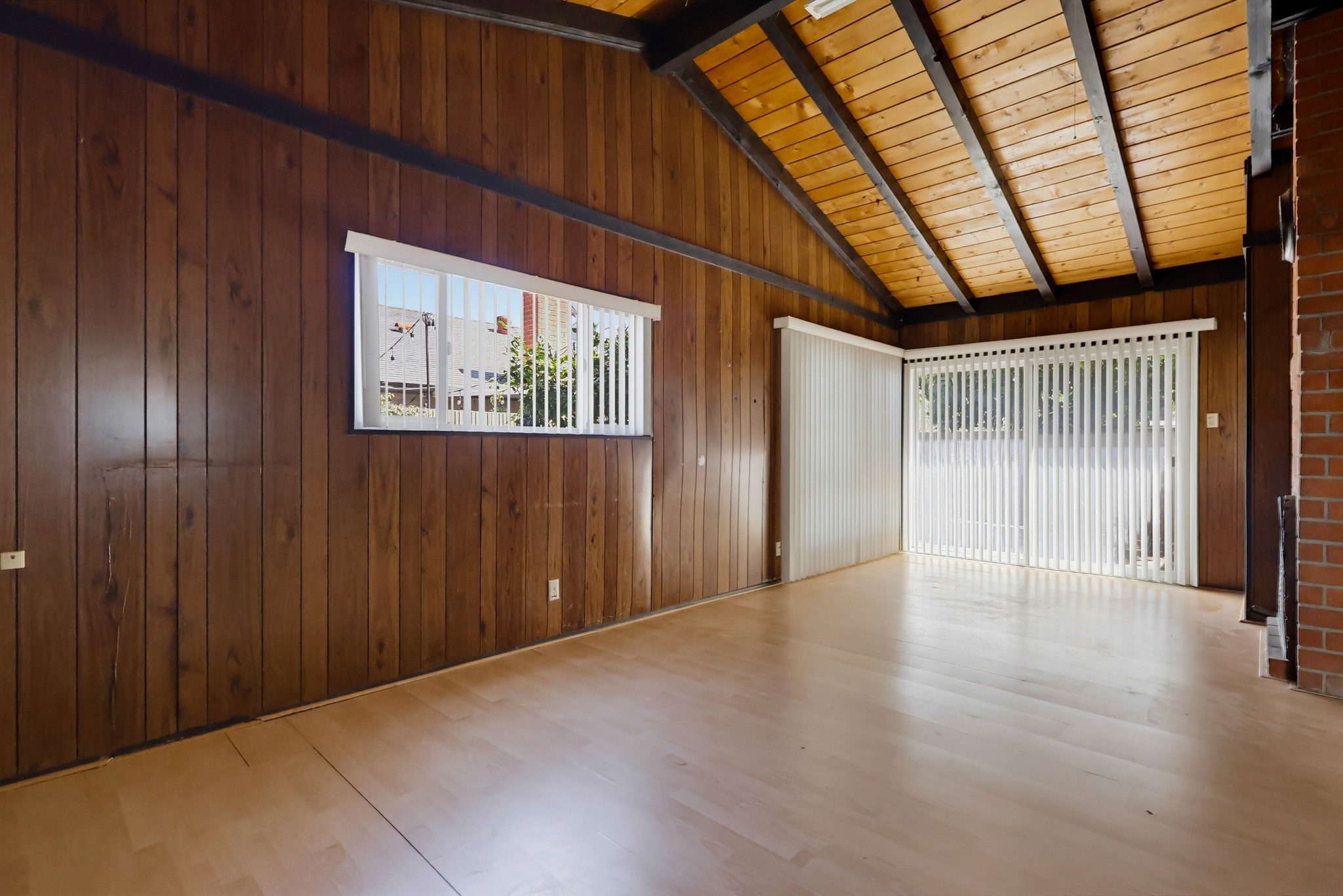 Virtual tour photo 16 of 72 for 18406 Maria Pl