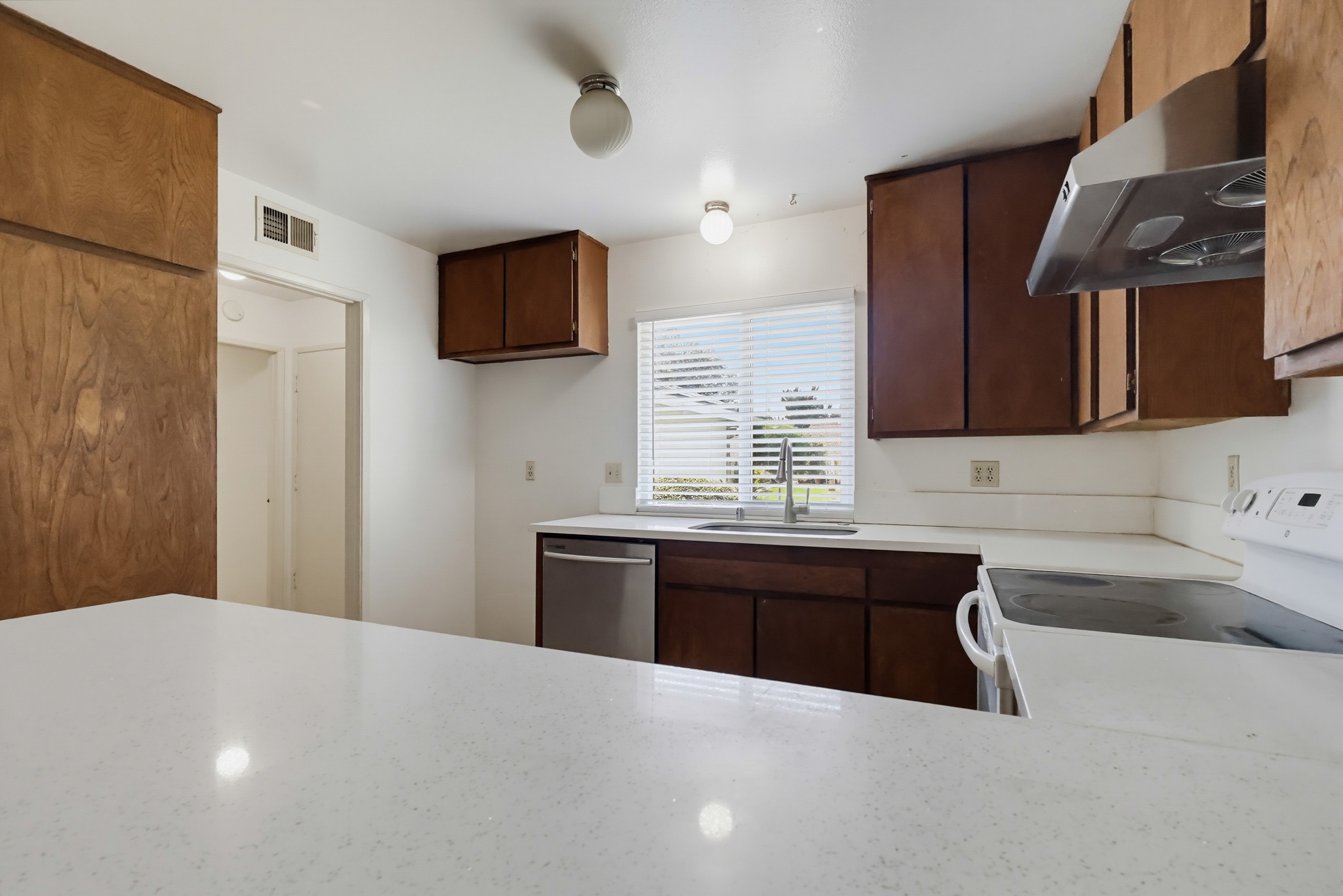 Virtual tour photo 30 of 72 for 18406 Maria Pl