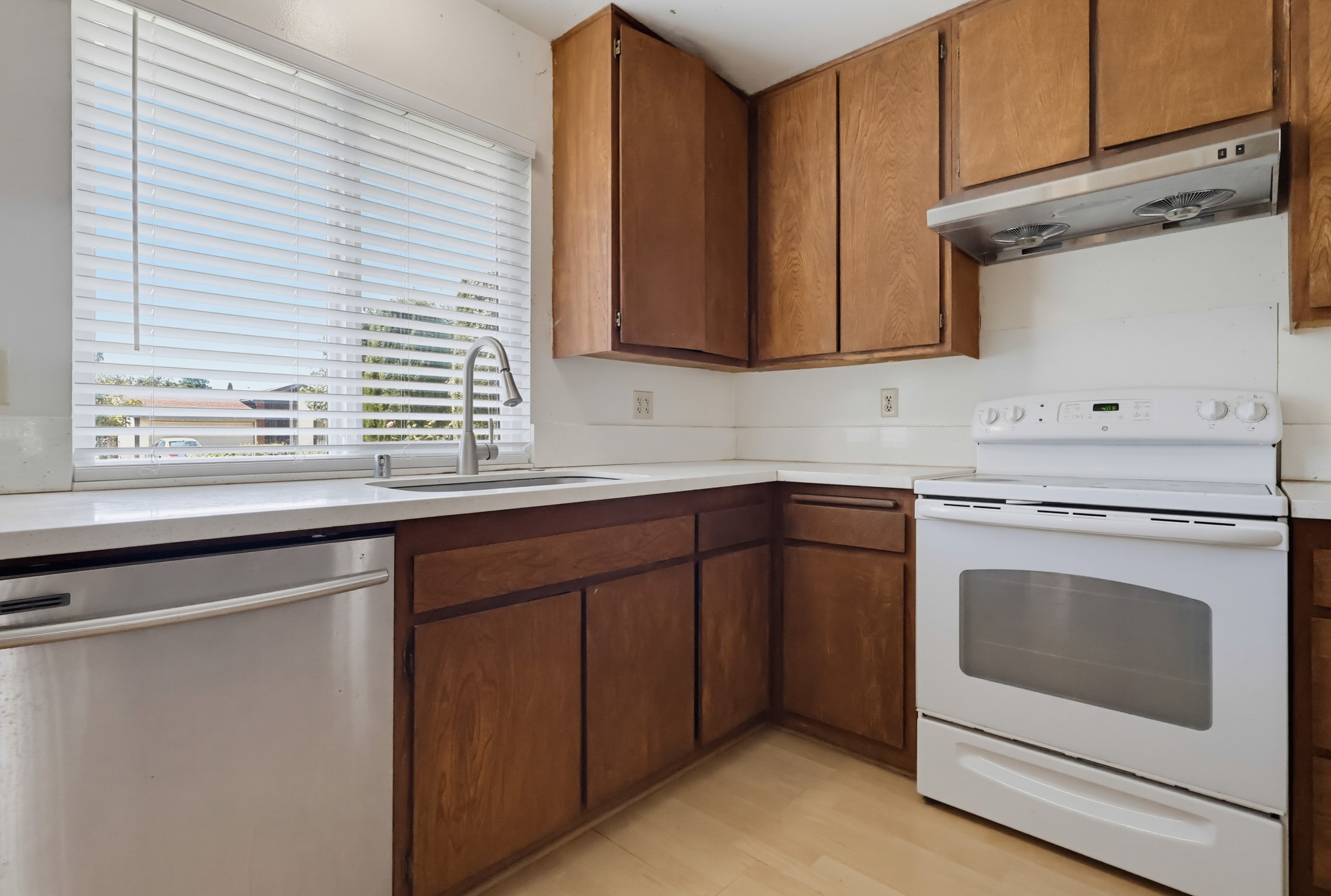 Virtual tour photo 31 of 72 for 18406 Maria Pl
