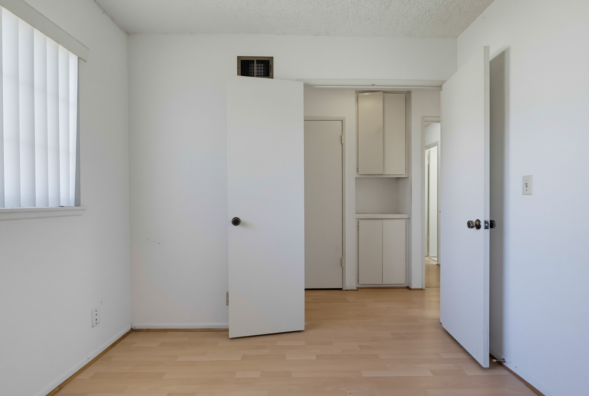 Virtual tour photo 47 of 72 for 18406 Maria Pl