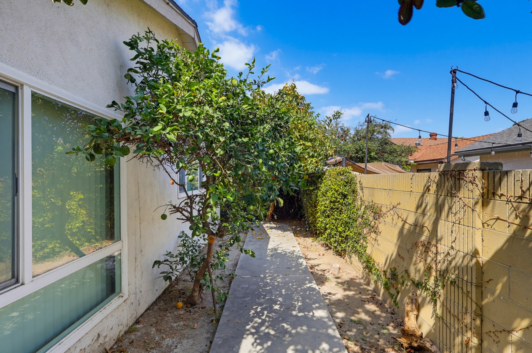 Virtual tour photo 61 of 72 for 18406 Maria Pl