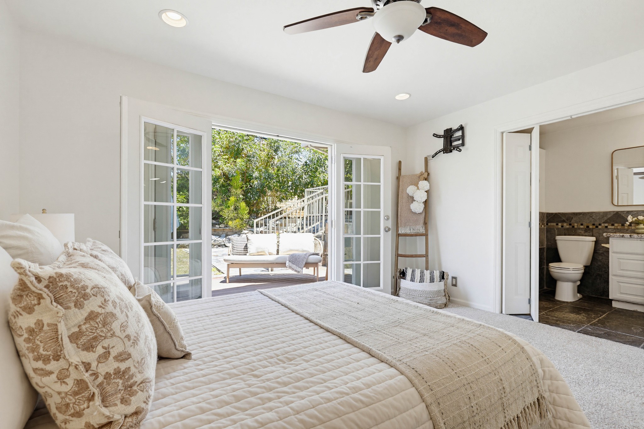 Virtual tour photo 38 of 71 for 18431 Piper Pl