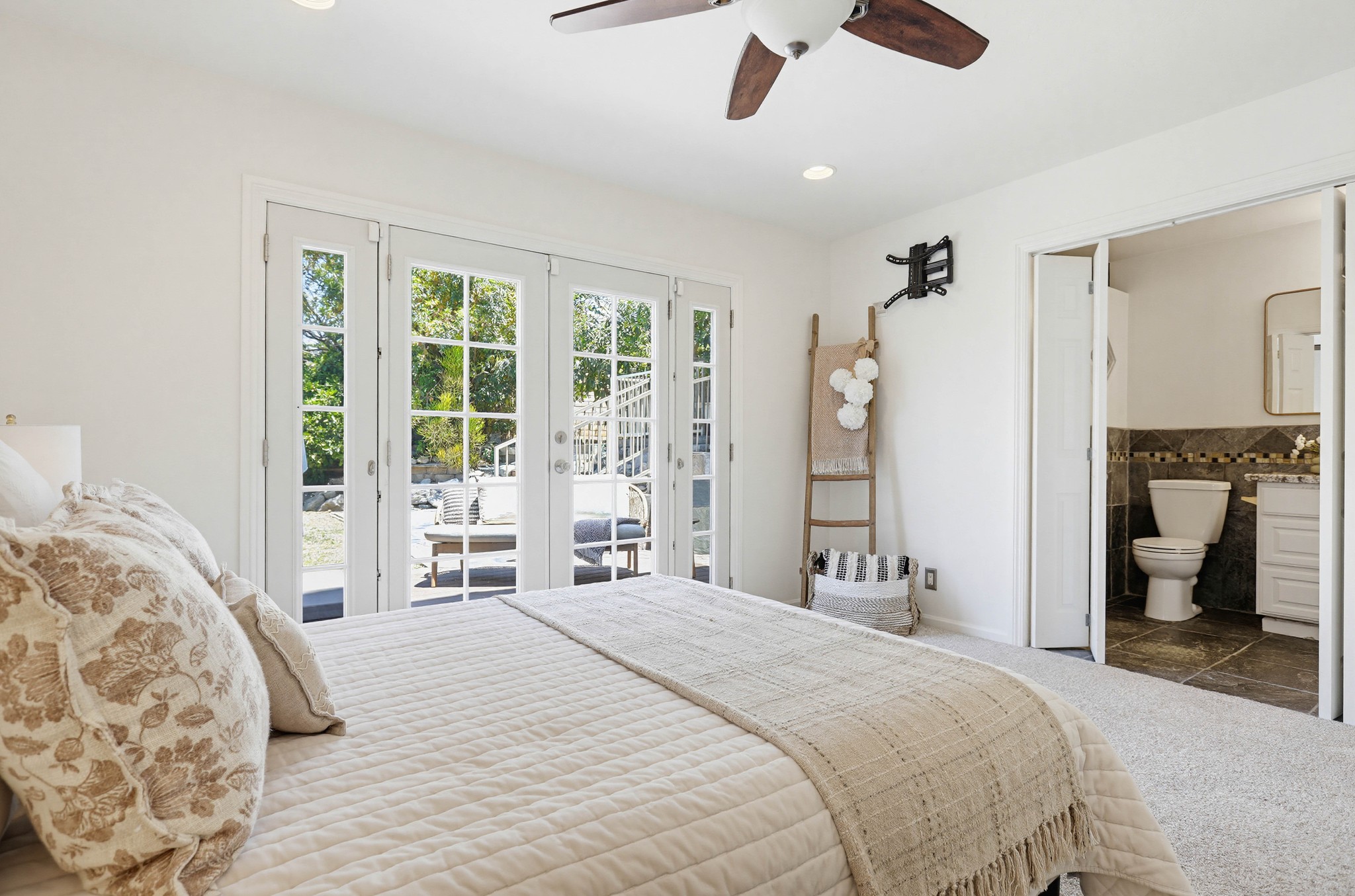 Virtual tour photo 39 of 71 for 18431 Piper Pl