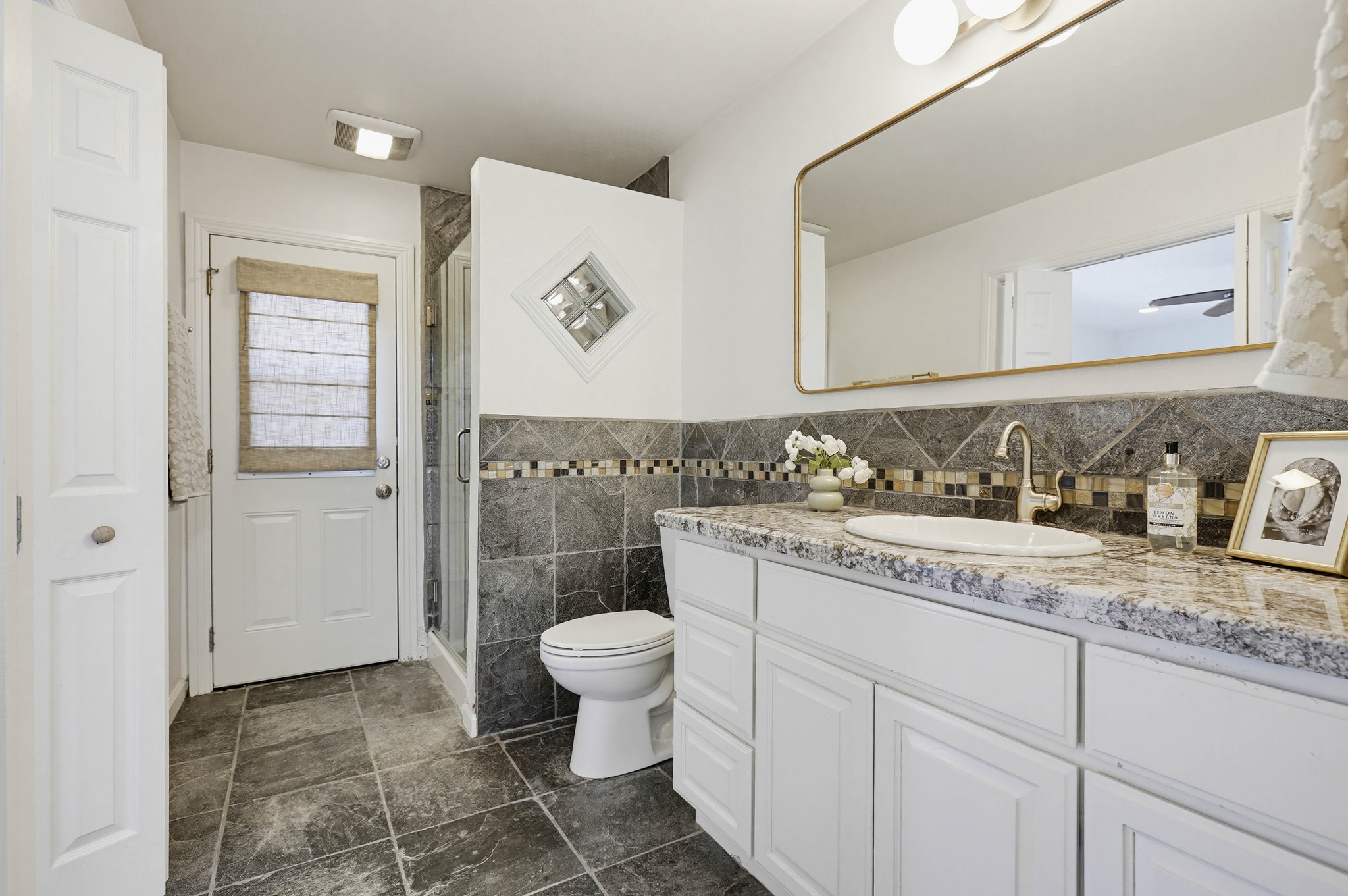 Virtual tour photo 42 of 71 for 18431 Piper Pl