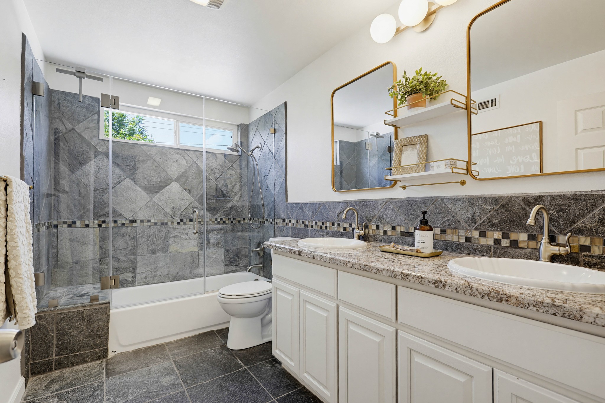 Virtual tour photo 56 of 71 for 18431 Piper Pl