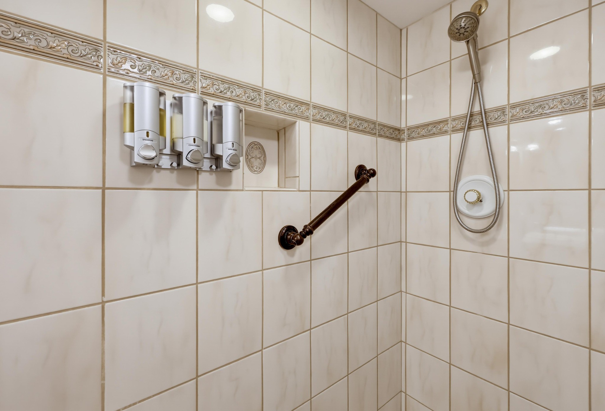 Virtual tour photo 67 of 131 for 1844 Haymarket Rd