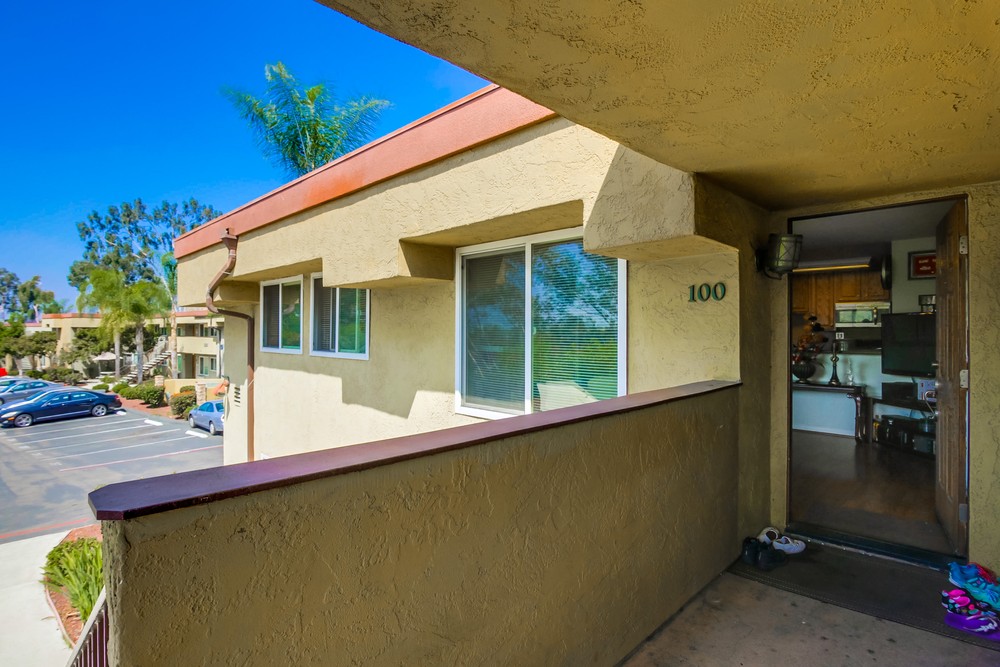 Virtual tour photo 7 of 21 for 1845 Bayview Heights Dr UNIT 100