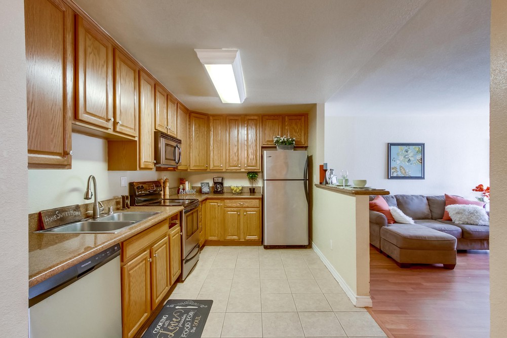Virtual tour photo 20 of 33 for 1845 Bayview Heights Dr UNIT 107