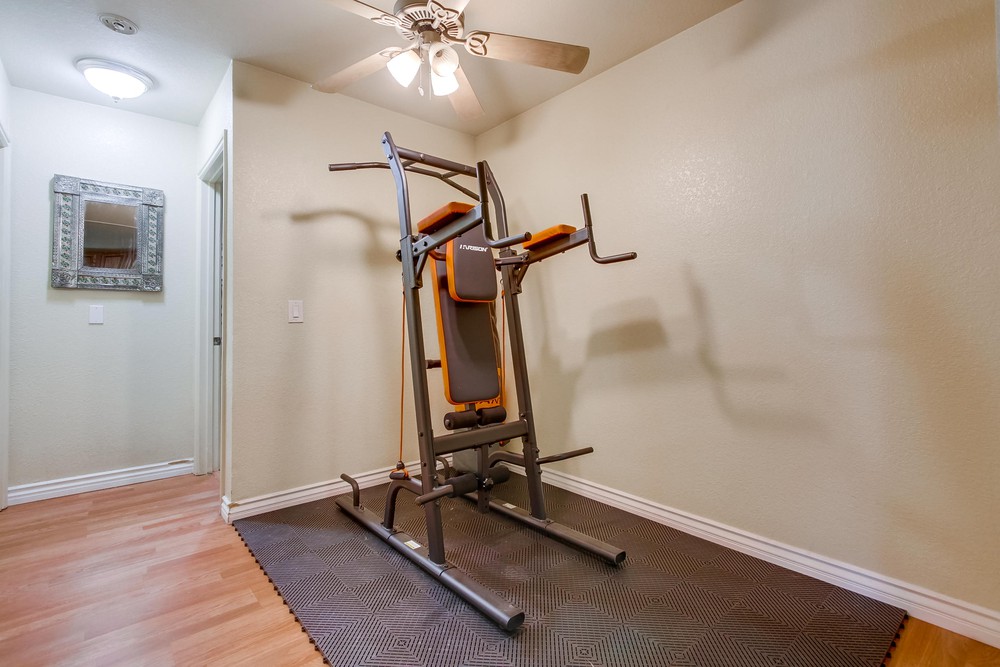Virtual tour photo 23 of 33 for 1845 Bayview Heights Dr UNIT 107