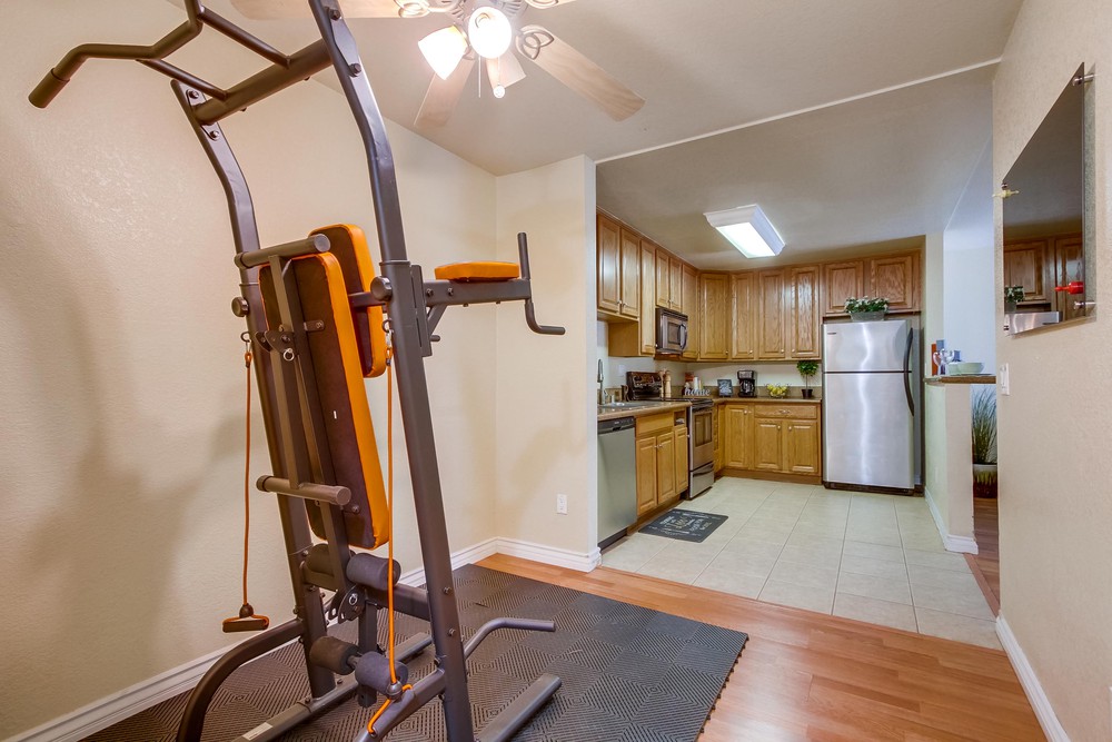Virtual tour photo 25 of 33 for 1845 Bayview Heights Dr UNIT 107