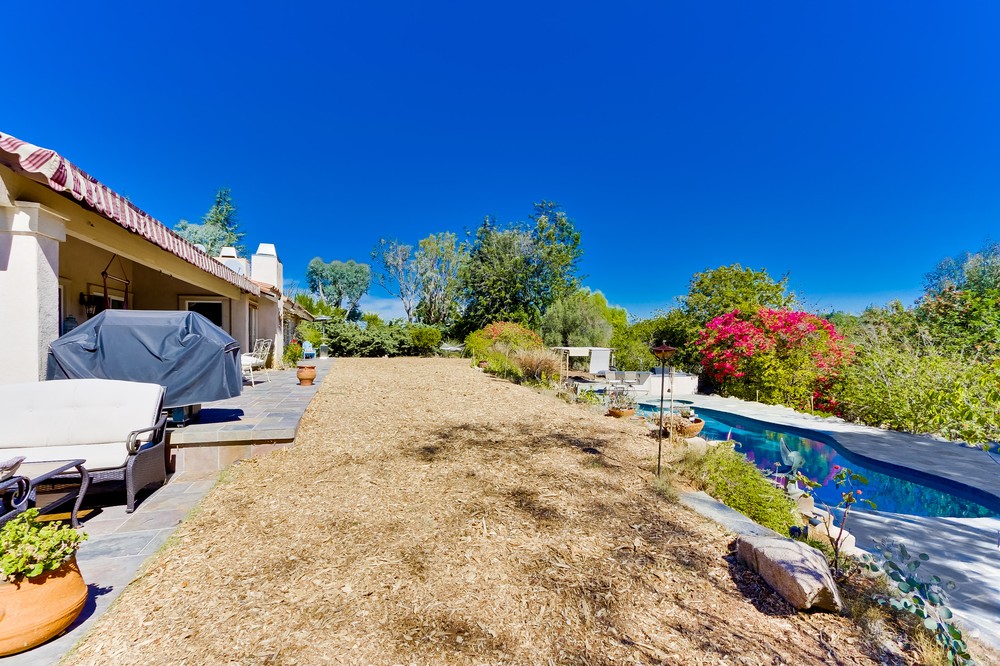 Virtual tour photo 41 of 49 for 18450 Bernardo Trails Dr