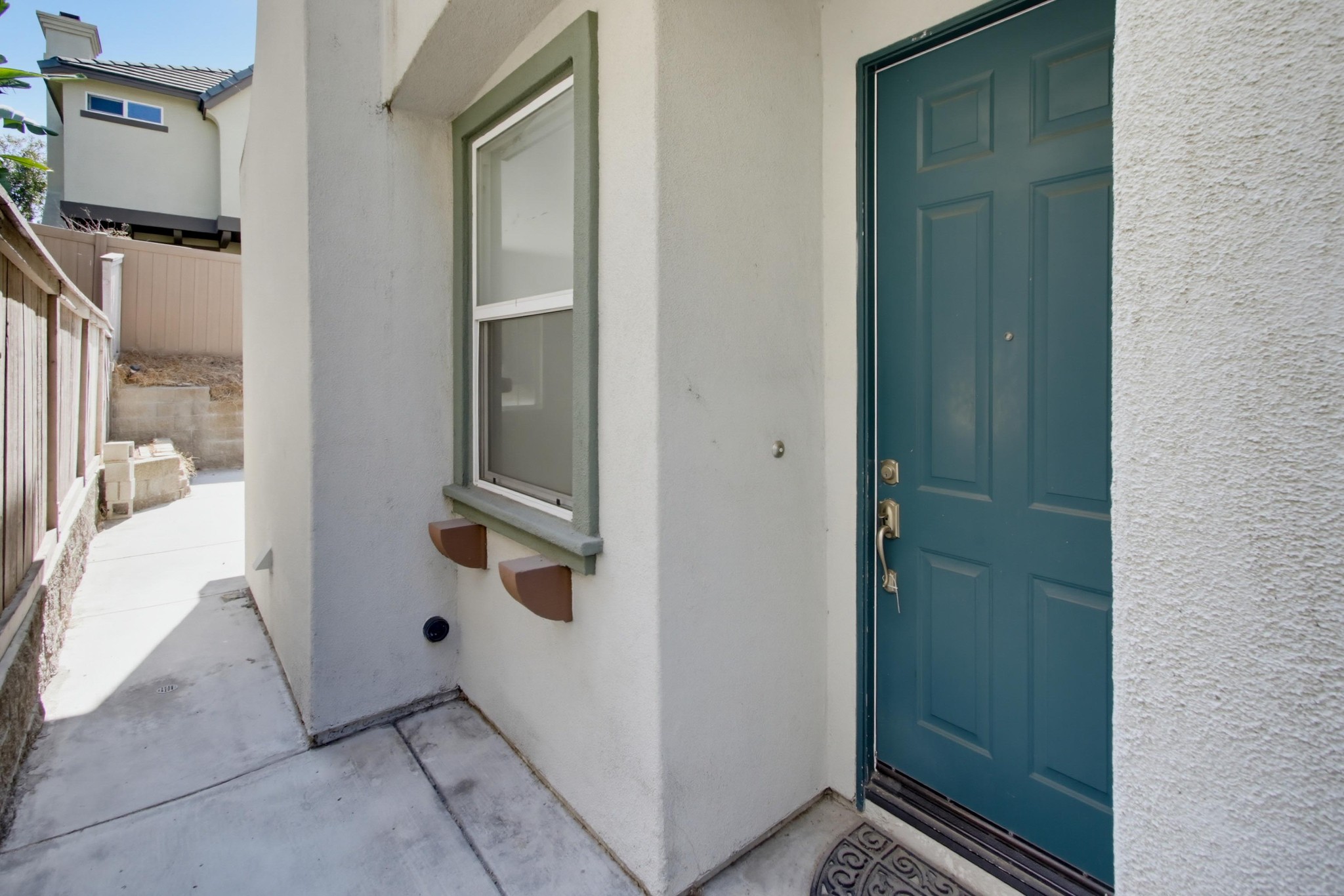 Virtual tour photo 4 of 40 for 1846 Rouge Dr