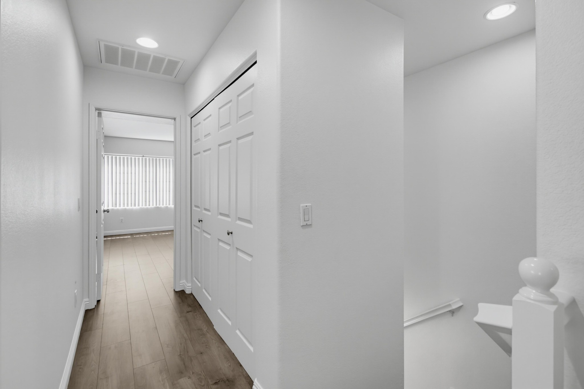 Virtual tour photo 25 of 40 for 1846 Rouge Dr