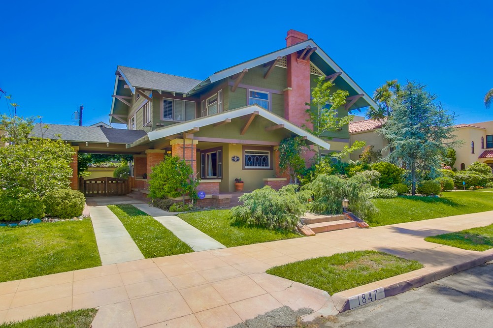 Virtual tour photo 3 of 86 for 1847 Altamira Pl
