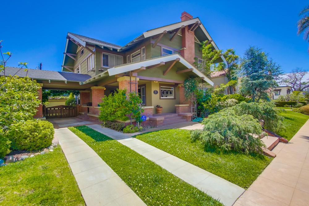 Virtual tour photo 5 of 86 for 1847 Altamira Pl