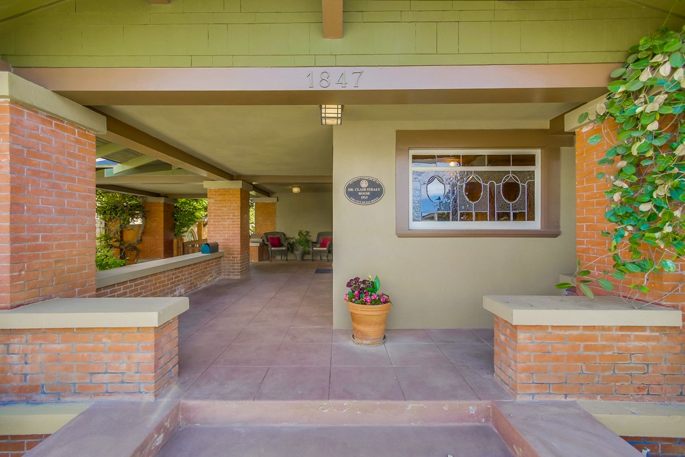 Virtual tour photo 9 of 86 for 1847 Altamira Pl